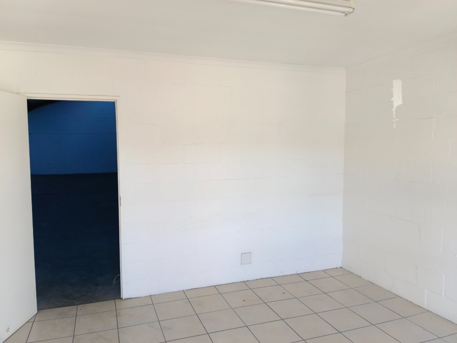 To Let commercial Property for Rent in Okavango Park Western Cape